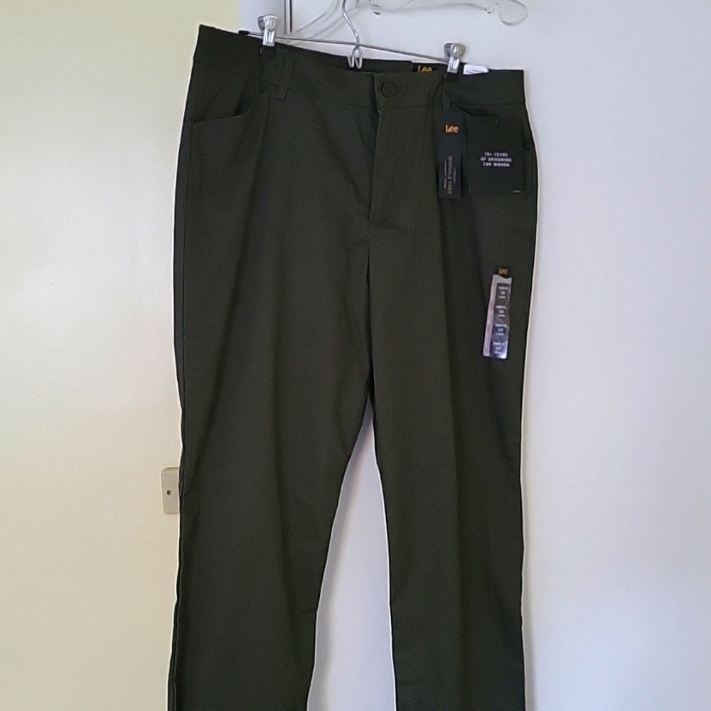 Lee Relaxed Straight Leg Chico Pants